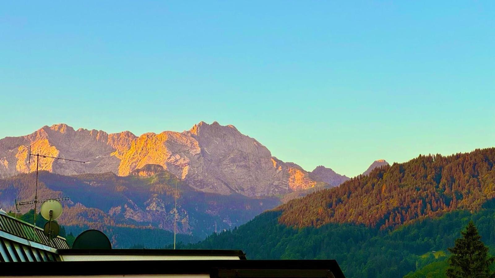 Apartamento Dachterrasse Panorama-Glueck II Garmisch-Partenkirchen Exterior foto