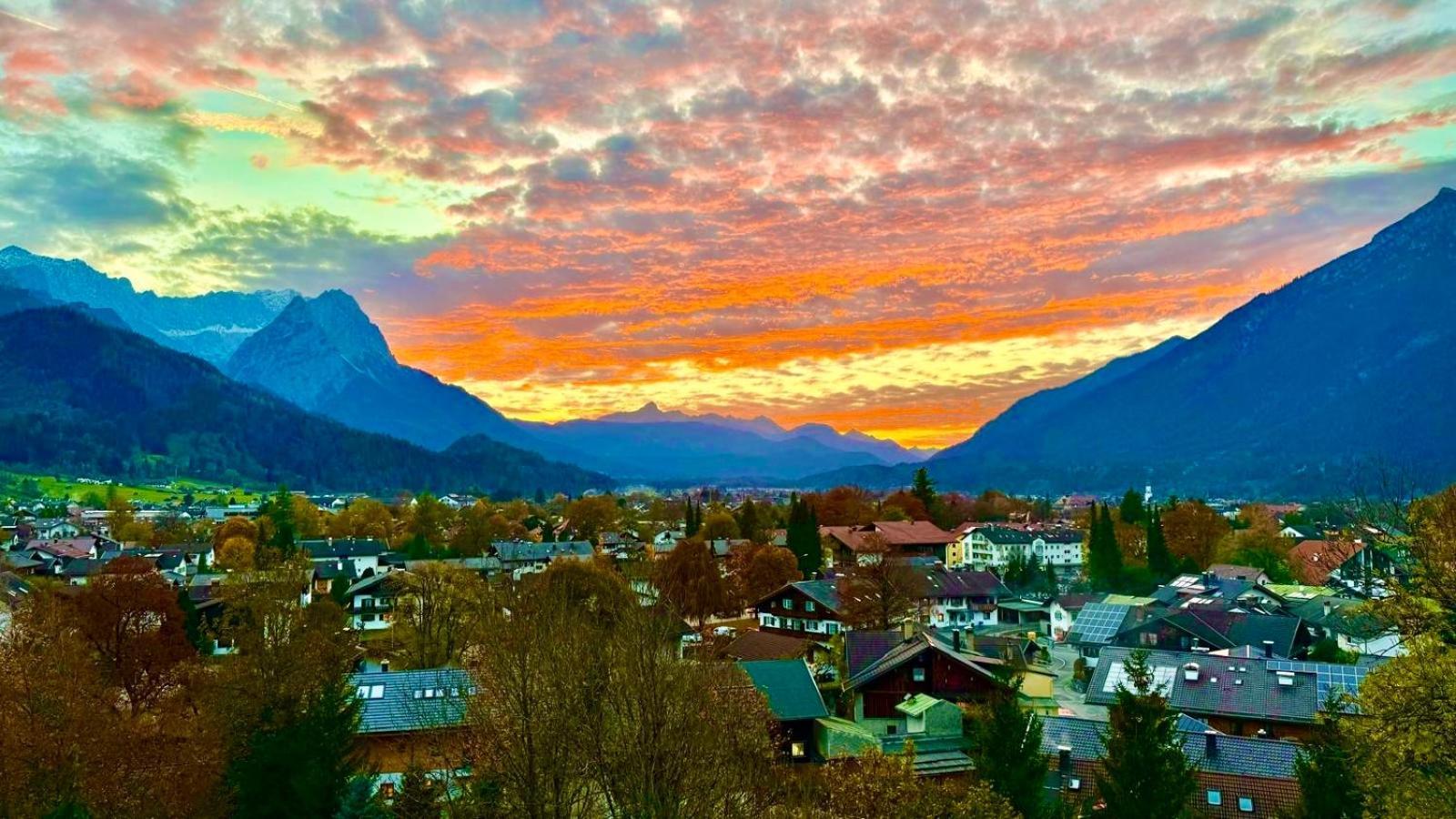 Apartamento Dachterrasse Panorama-Glueck II Garmisch-Partenkirchen Exterior foto